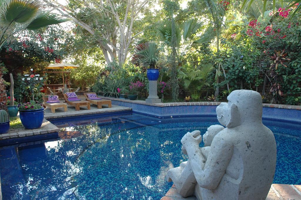 Hotel California Todos Santos Exterior photo