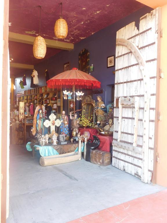 Hotel California Todos Santos Exterior photo