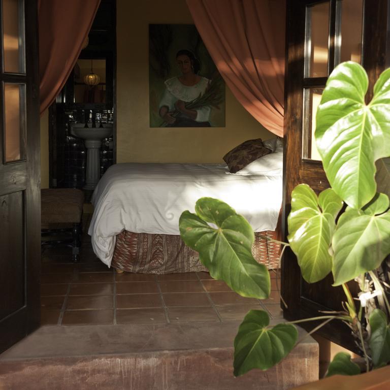 Hotel California Todos Santos Exterior photo